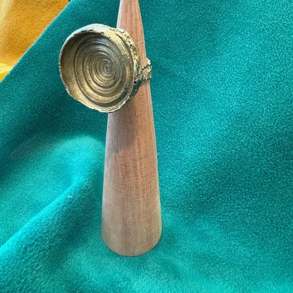 Gold(Brass) Big Spiral Statement Ring - Picture 4 of 4